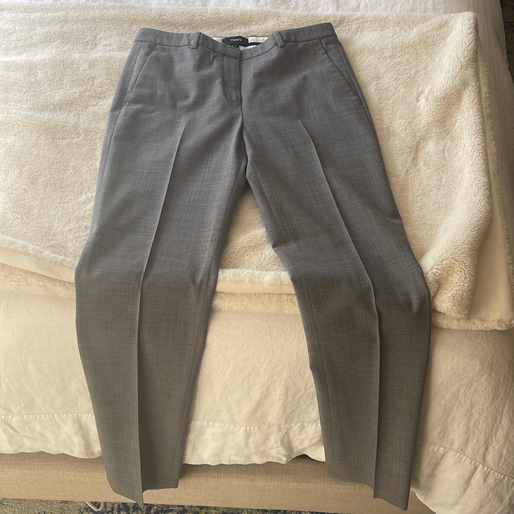 Theory Size 0 Gray Pants